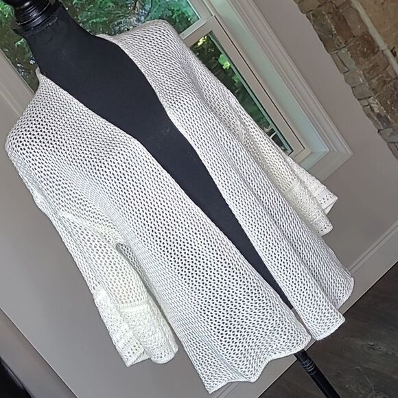 Time & Tru white sweater sz 9-10 - Picture 1 of 9